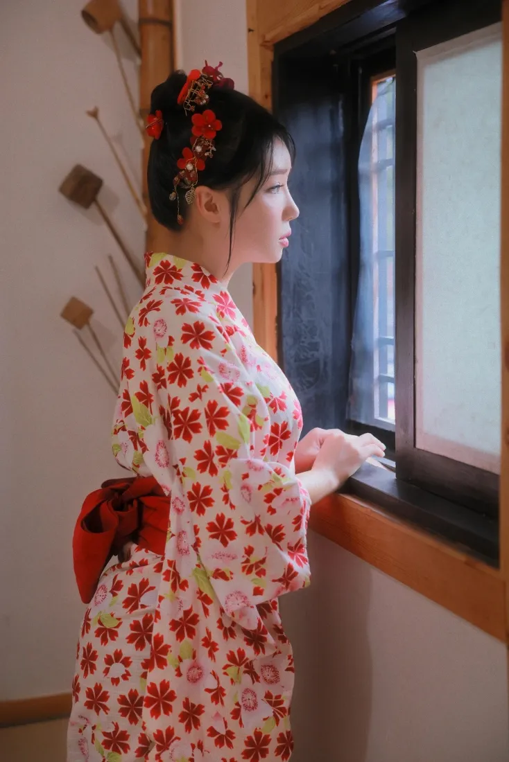 和服美女手机壁纸｜红色花朵背景 - 日式写真「哲风壁纸」