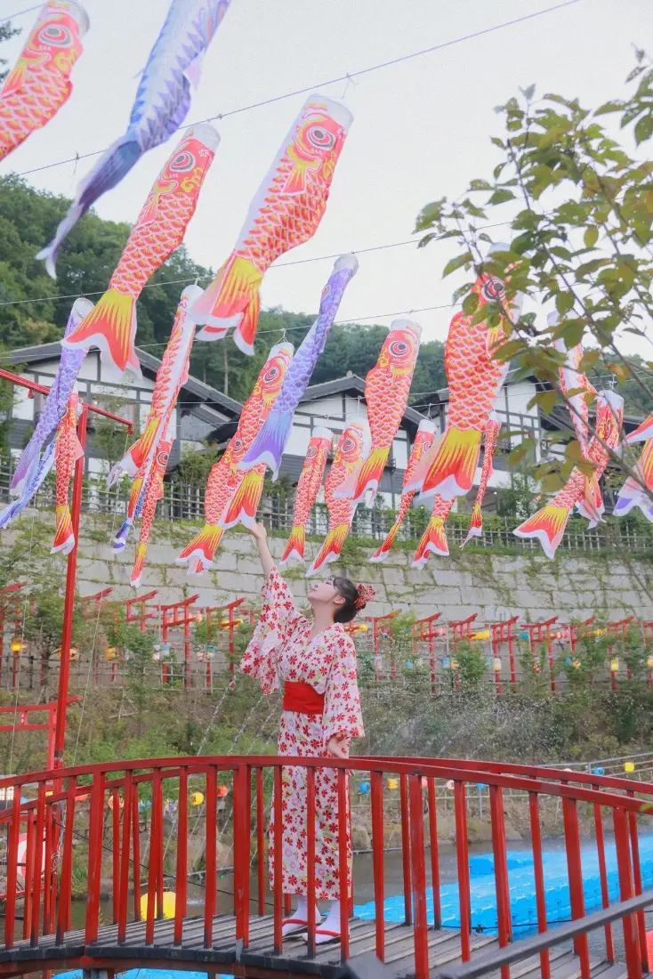 和服少女手机壁纸｜日式背景图片 - 鲤鱼旗场景「哲风壁纸」