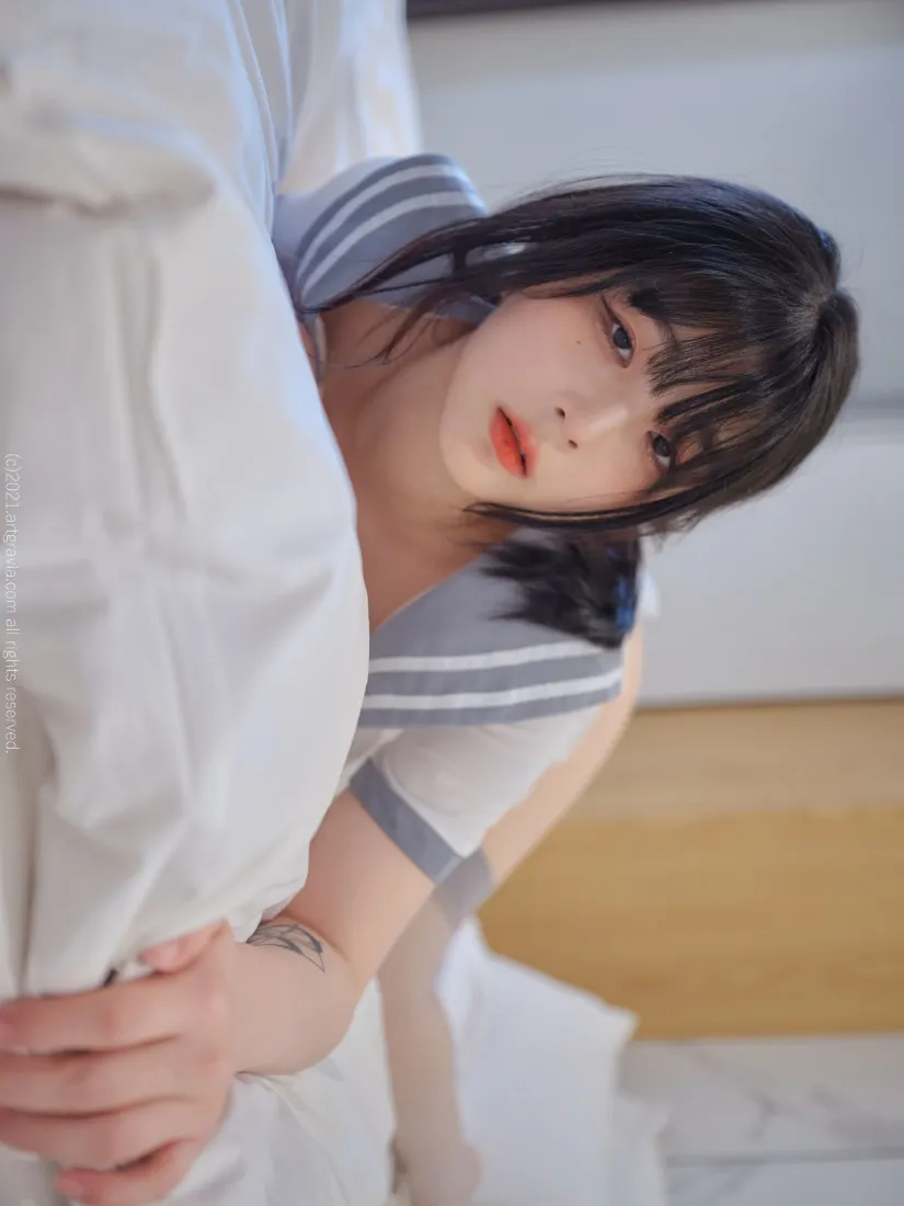 居家JK少女手机壁纸｜卧室床铺背景 - 青春红唇「哲风壁纸」