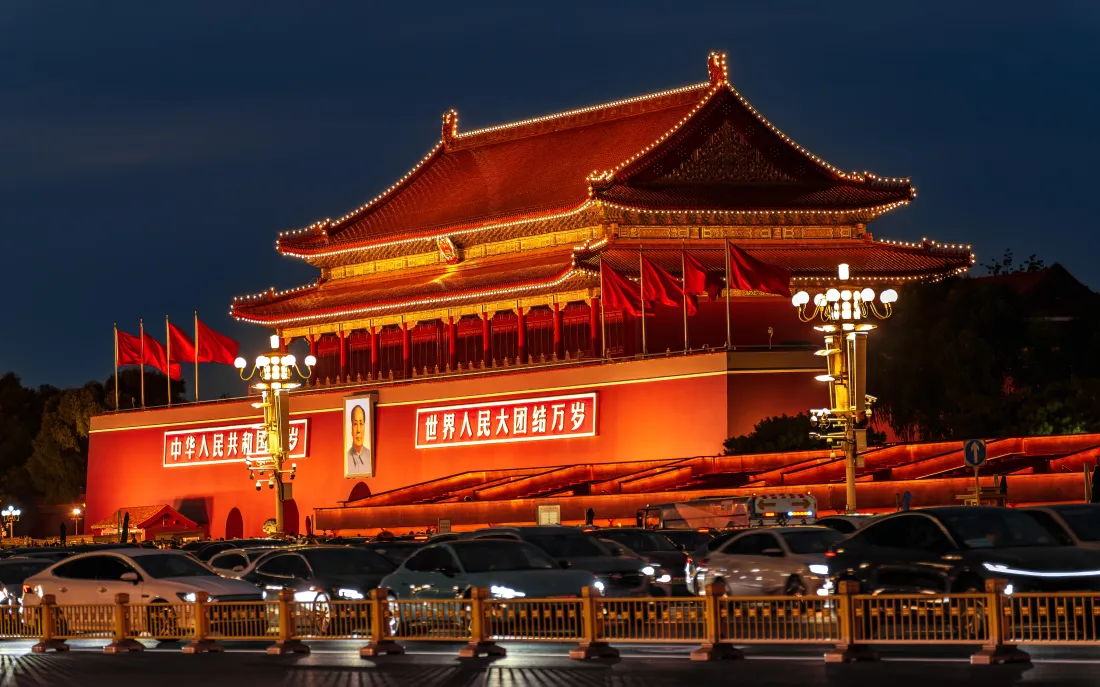 6k天安门壁纸｜北京夜景 - 红色城楼华灯车流「哲风壁纸」