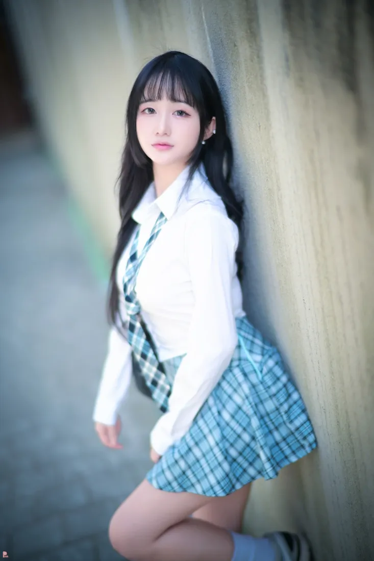 格子裙少女手机壁纸｜墙面背景 - 校园穿搭「哲风壁纸」