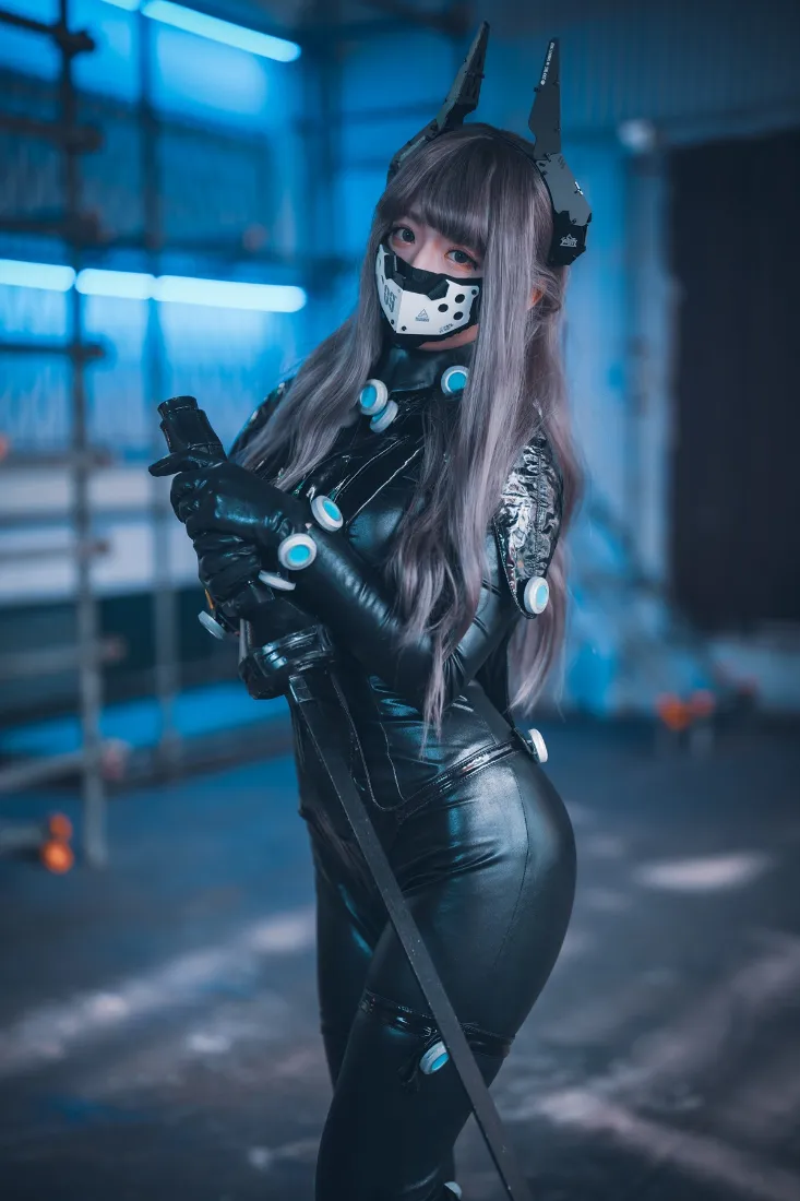 赛博朋克手机壁纸｜蓝色背景 - 机械面具角色「哲风壁纸」