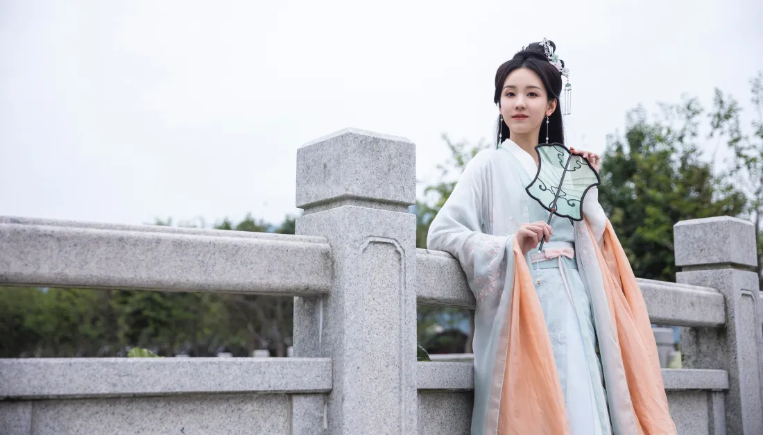 5k陈都灵叶冰裳壁纸｜古风背景图片 - 古装汉服「哲风壁纸」