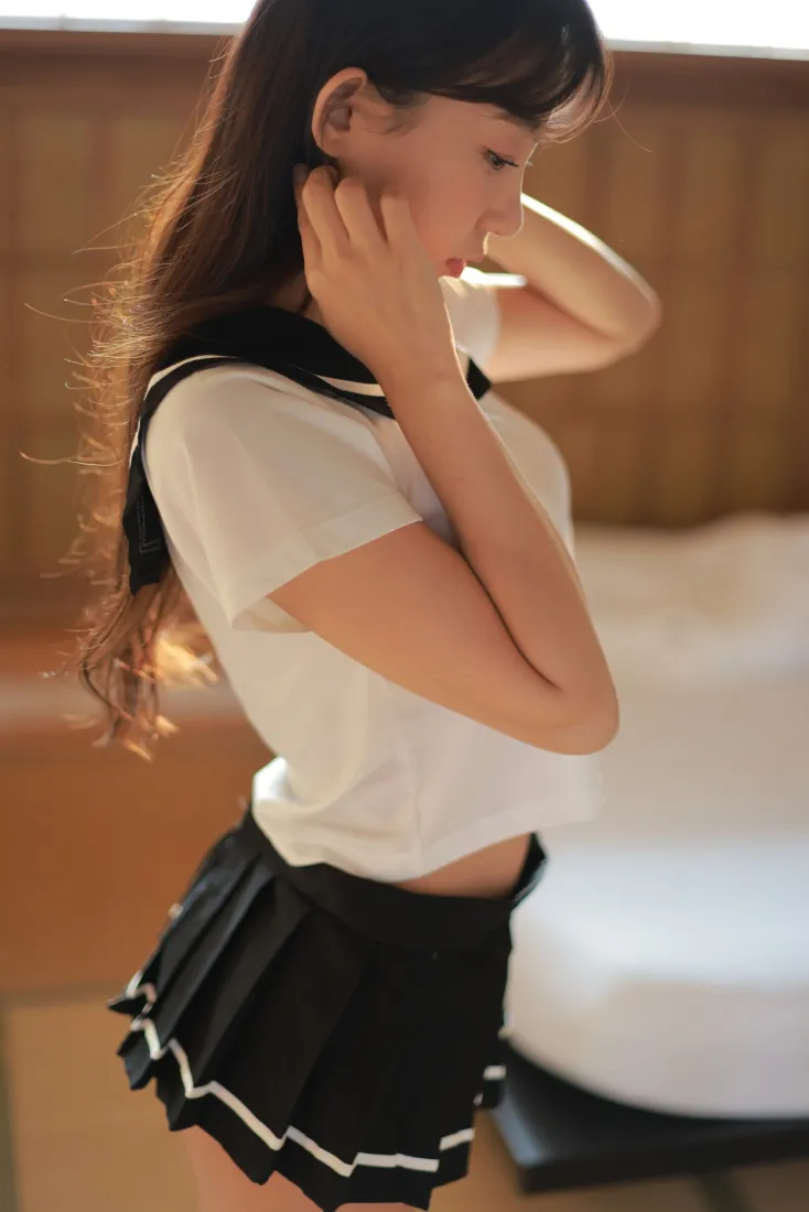 JK制服美女手机壁纸｜居家背景图片 - 青春迷人「哲风壁纸」