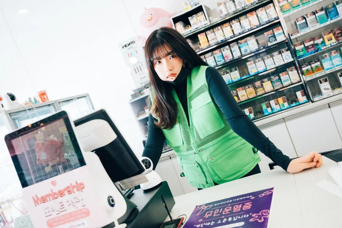 2k超市收银台壁纸｜超市背景图片 - 女性工作场景「哲风壁纸」