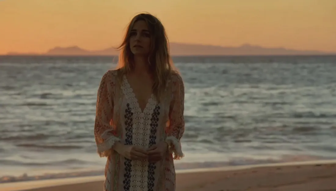 4k比安卡壁纸｜海边日落背景图片 - 沙滩风景「哲风壁纸」