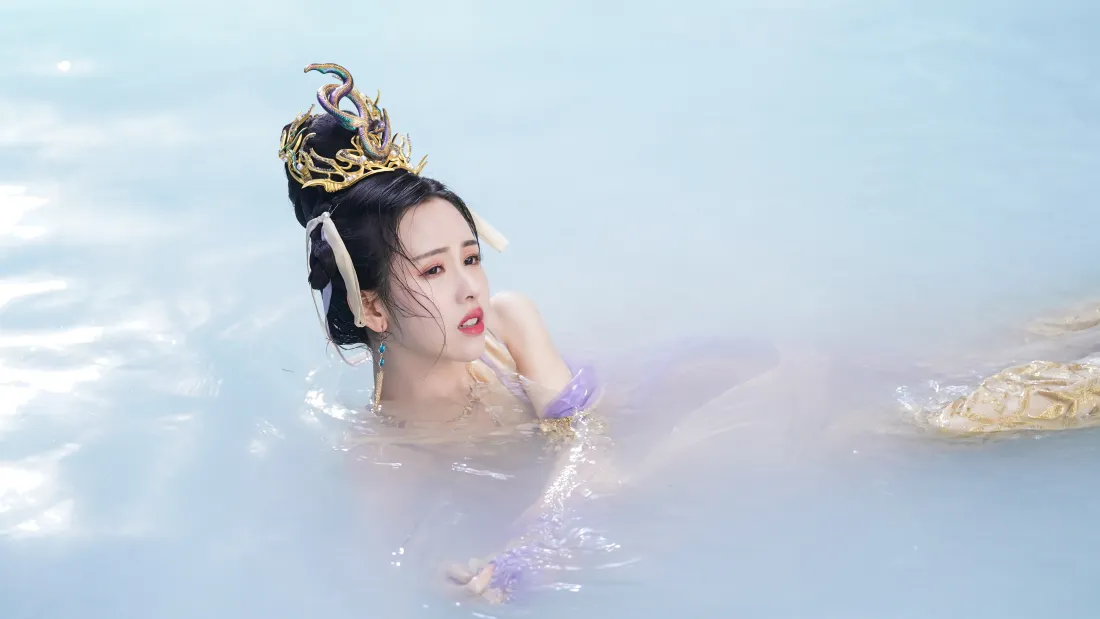 6k天欢壁纸｜水中古风背景 - 陈都灵古装「哲风壁纸」