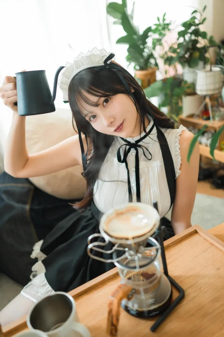女仆装手机壁纸｜居家背景图片 - 咖啡手冲「哲风壁纸」
