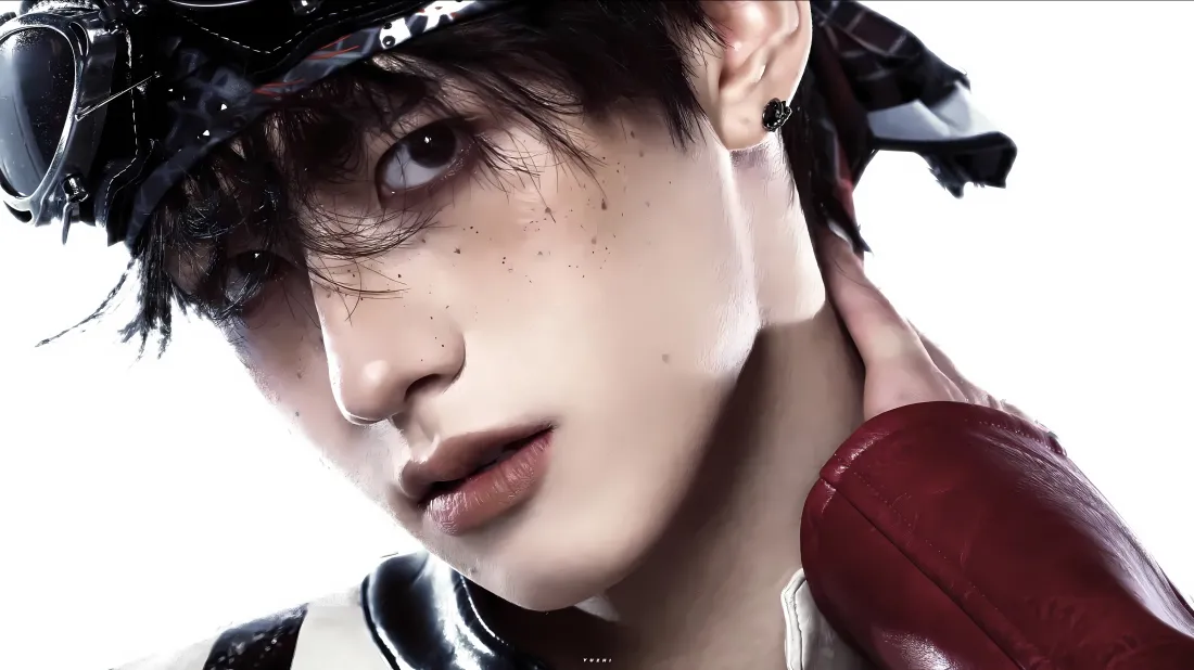 5k朱志鑫壁纸｜机车风背景图片 - 红手套酷帅造型「哲风壁纸」