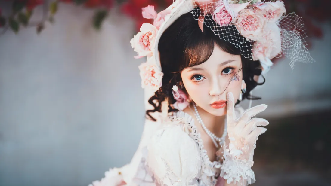 4k洛丽塔少女壁纸｜粉色花朵背景图片 - 典雅「哲风壁纸」