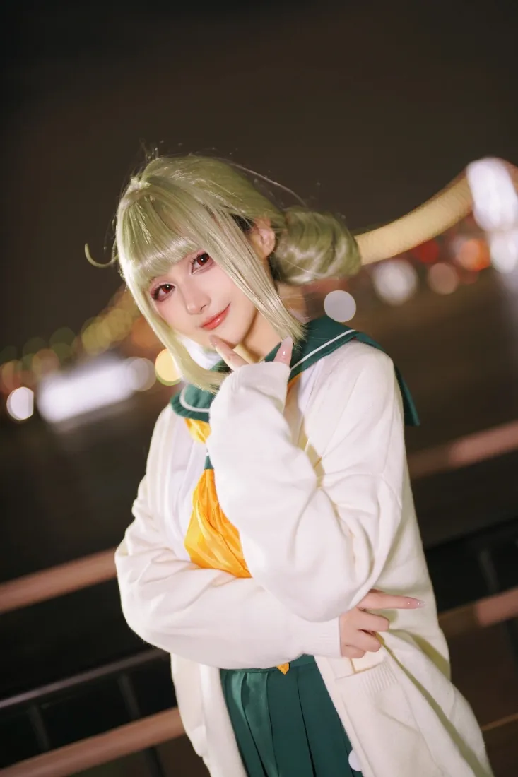 cosplay少女手机壁纸｜白色背景图片 - 户外夜景「哲风壁纸」