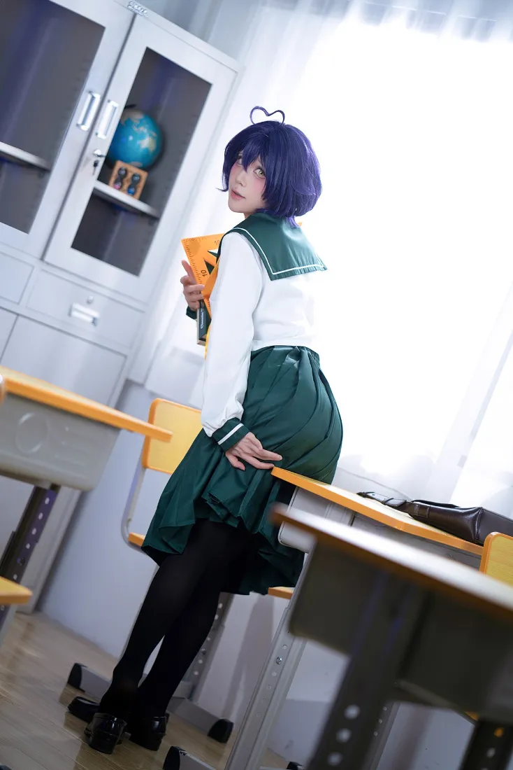 cosplay手机壁纸｜教室背景图片 - 校服黑丝少女「哲风壁纸」