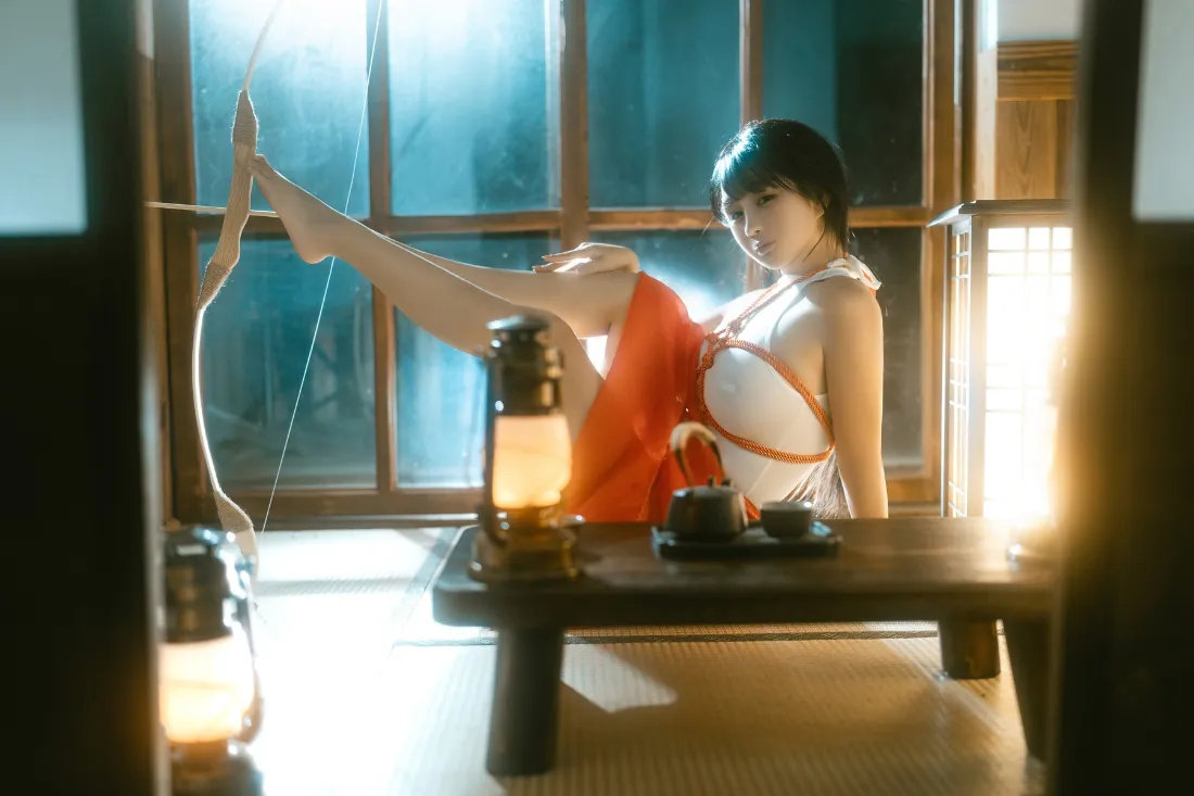 日式和服手机壁纸｜居家背景图片 - 年代感灯笼「哲风壁纸」