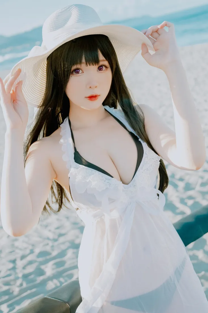 白衣美女手机壁纸｜海边背景图片 - 夏日度假「哲风壁纸」