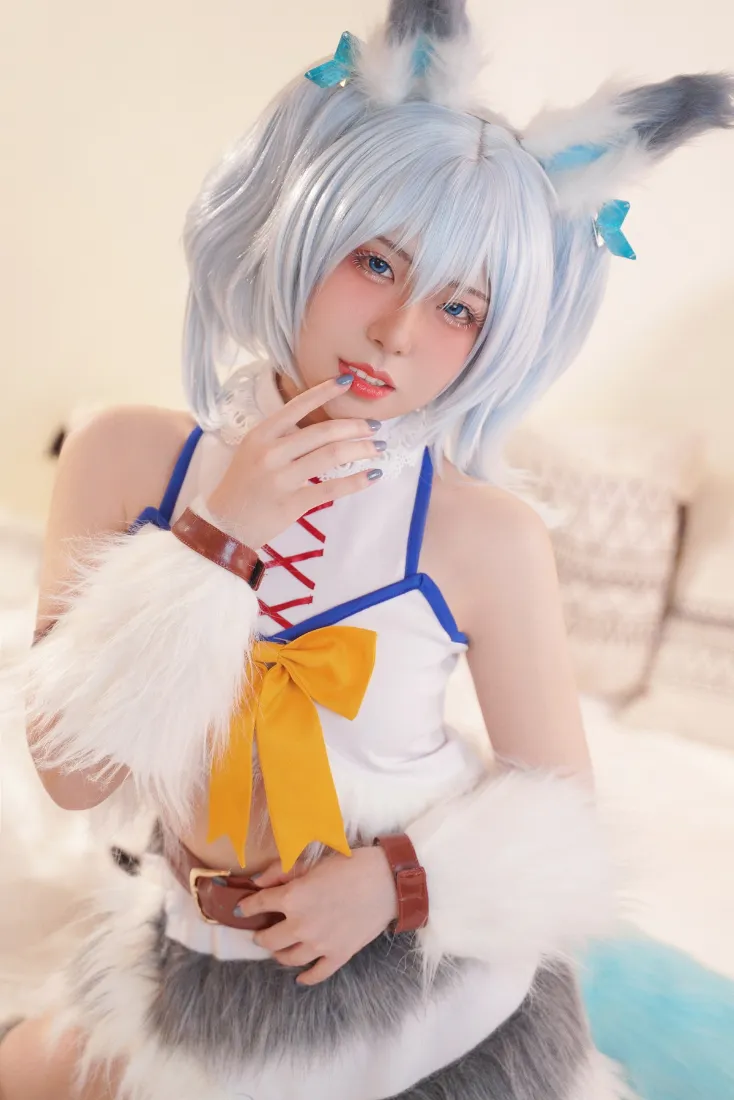 兽耳娘手机壁纸｜白色背景图片 - 角色扮演cosplay「哲风壁纸」