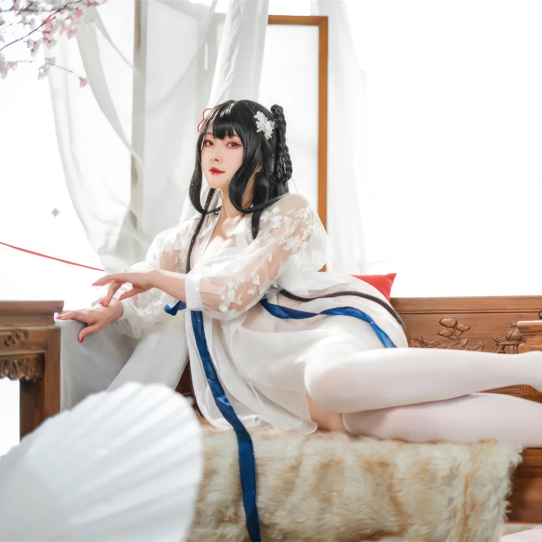 古风cosplay手机壁纸｜白色汉服背景图片 - 角色扮演「哲风壁纸」