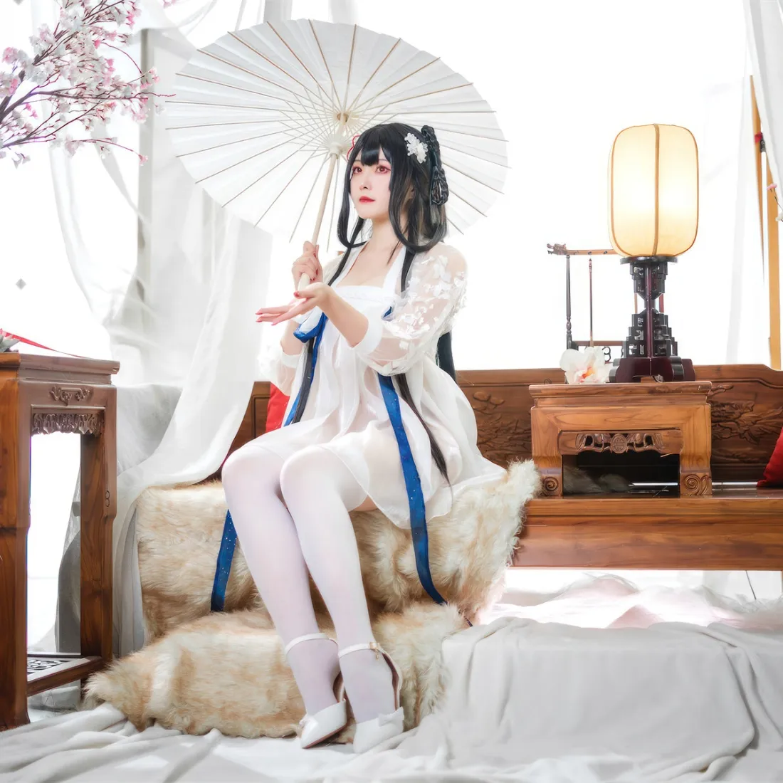 古风cos手机壁纸｜白色伞背景图片 - 角色扮演「哲风壁纸」