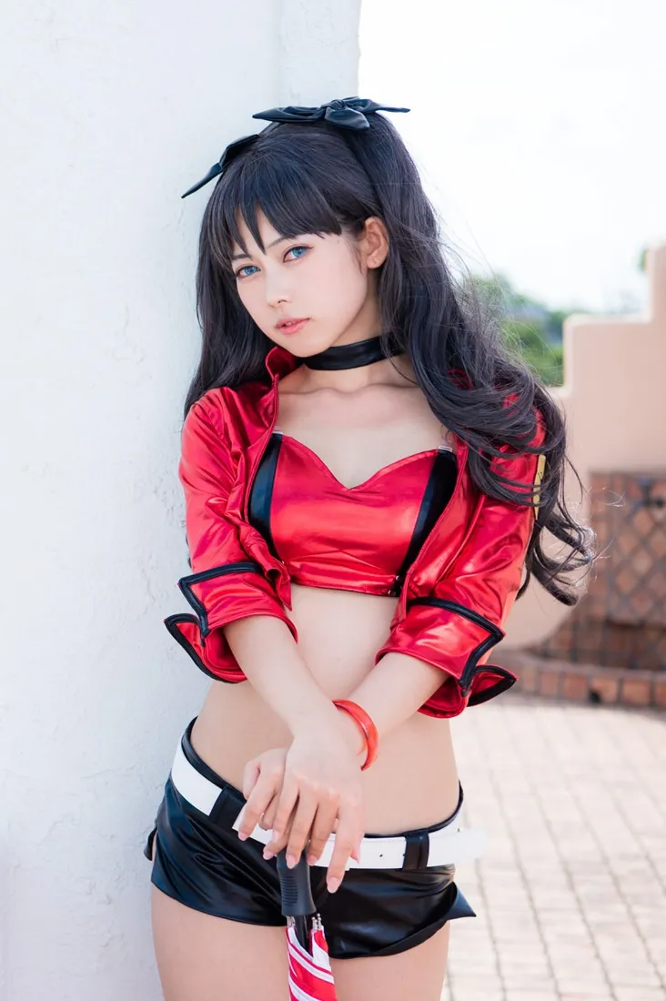 远坂凛手机壁纸｜户外背景图片 - 红色cosplay「哲风壁纸」