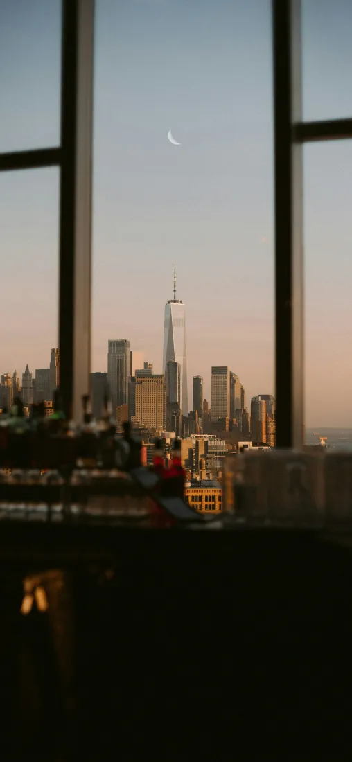 纽约曼哈顿手机壁纸｜城市天际线背景图片 - 黄昏月亮「哲风壁纸」