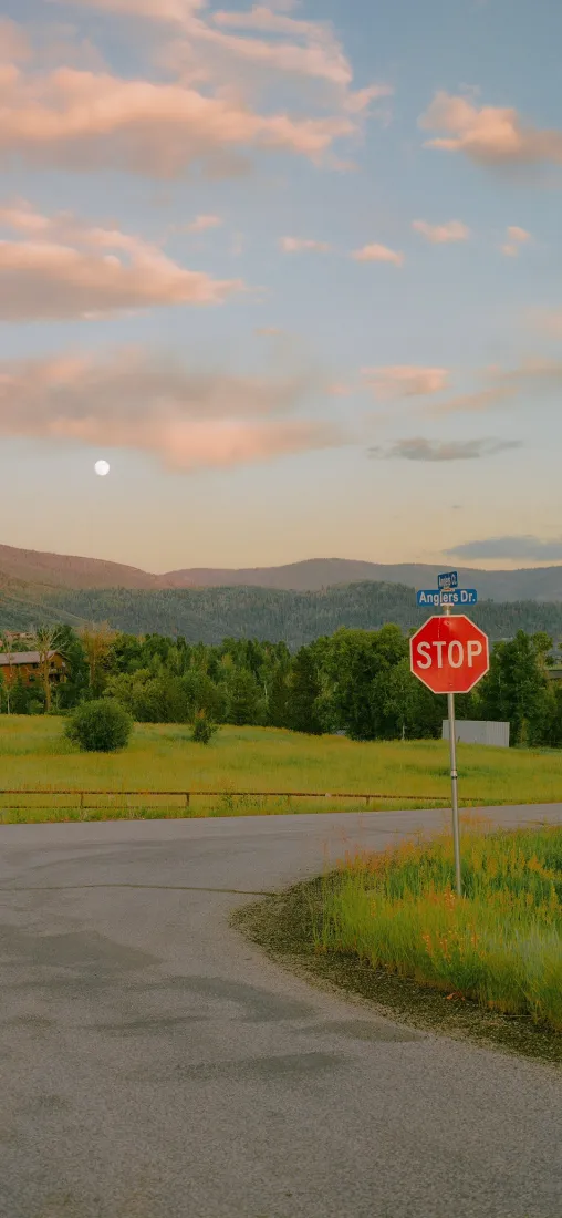 草原手机壁纸｜郊外背景图片 - 安逸自由黄昏「哲风壁纸」