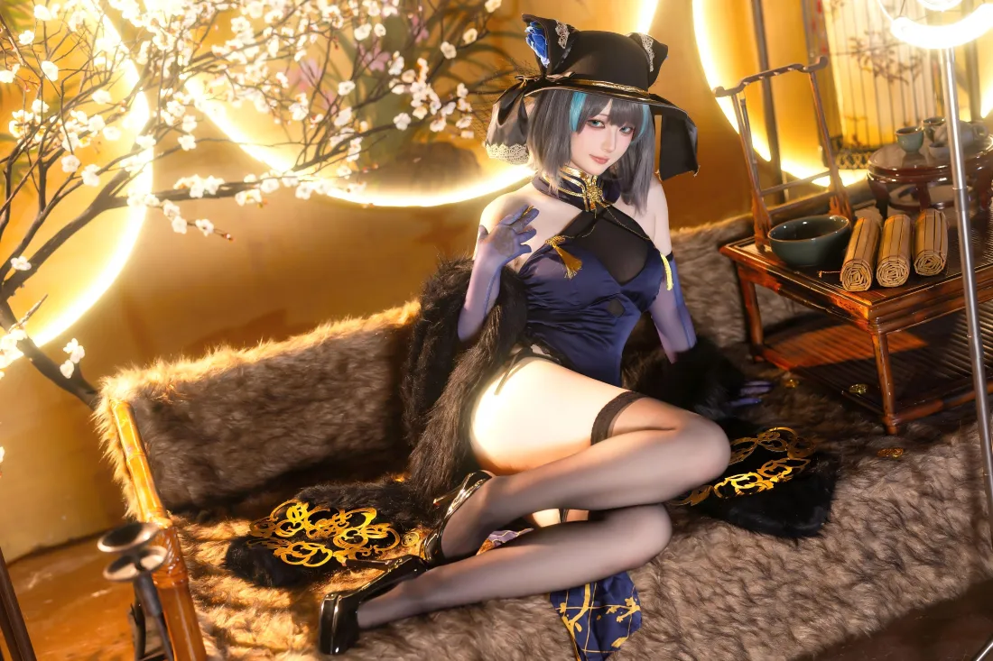 4k黑丝长腿动漫人物壁纸｜暖光樱花背景图片 - 旗袍黑帽「哲风壁纸」