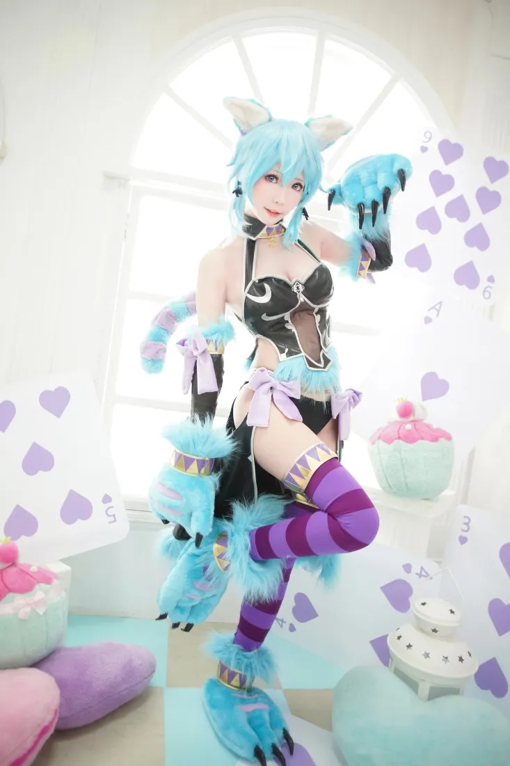 猫耳娘cosplay手机壁纸｜爱心背景图 - 二次元萌系「哲风壁纸」