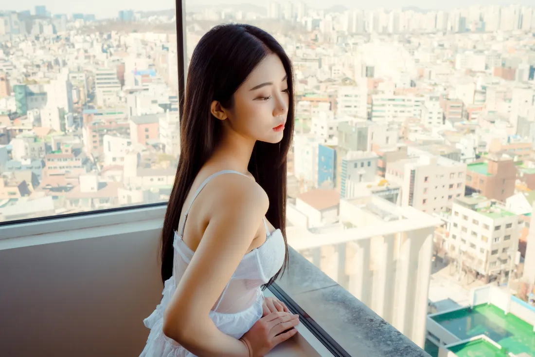 2k长发女子壁纸｜城市景观背景图片 - 阳光居家「哲风壁纸」