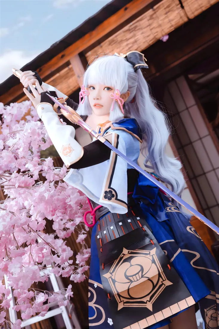 神里绫华手机壁纸｜樱花古风背景图片 - cosplay「哲风壁纸」