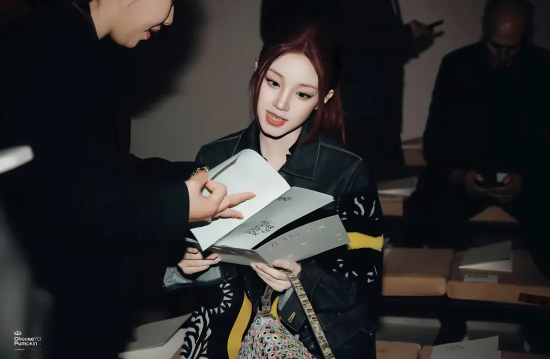 5k宋雨琦壁纸｜签名背景图片 - 红衣美女「哲风壁纸」