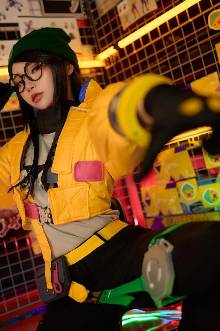 未来战士手机壁纸｜电玩城背景图 - 科技风穿搭「哲风壁纸」