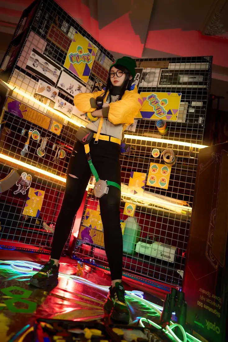 未来战士手机壁纸｜赛博朋克背景 - 霓虹网格「哲风壁纸」