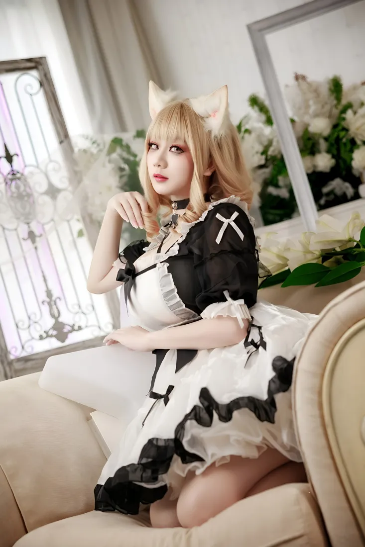 猫耳女仆cos手机壁纸｜室内花卉背景图片 - 角色扮演「哲风壁纸」