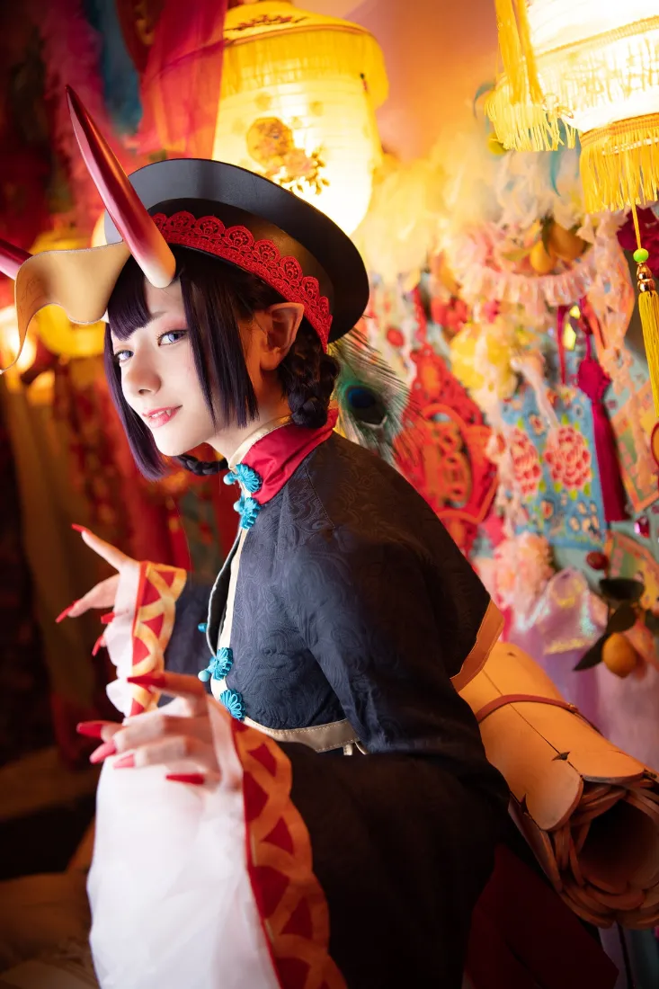 小僵尸手机壁纸｜灯笼背景图片 - 神奇二次元古风「哲风壁纸」