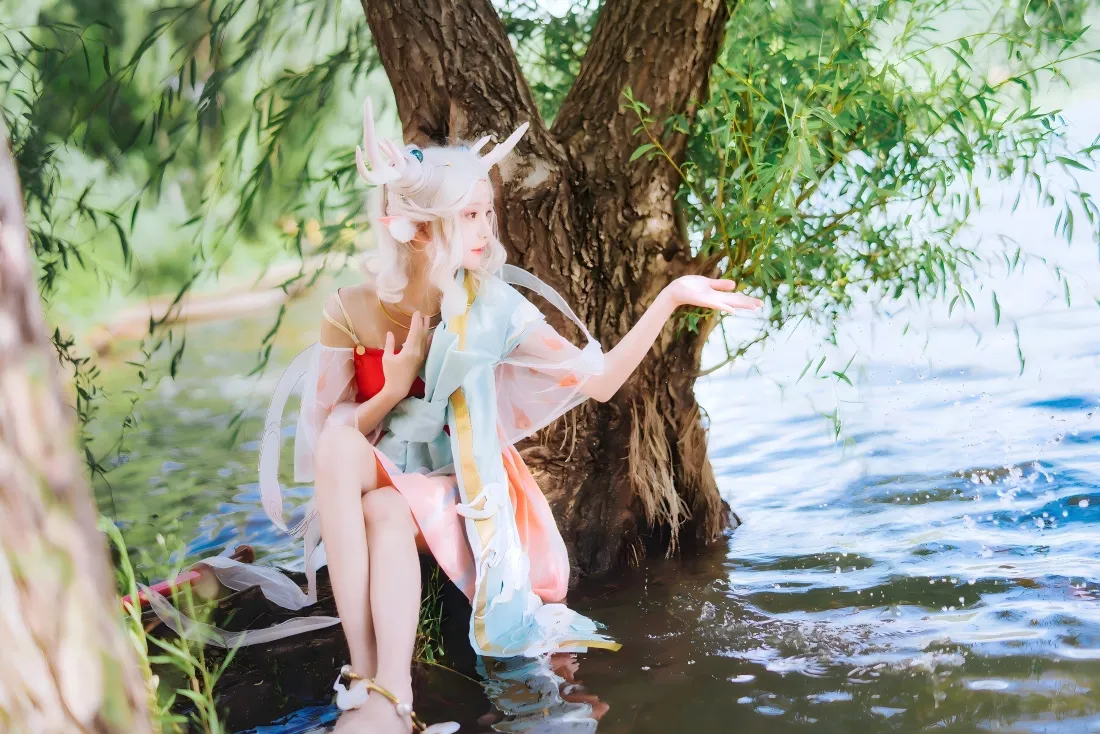 4k王者荣耀cos壁纸｜水边背景图片 - 古风白发「哲风壁纸」