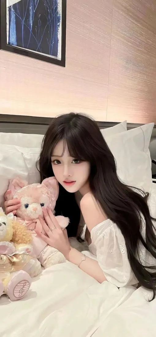 长发美女手机壁纸｜卧室背景图片 - 毛绒玩具「哲风壁纸」