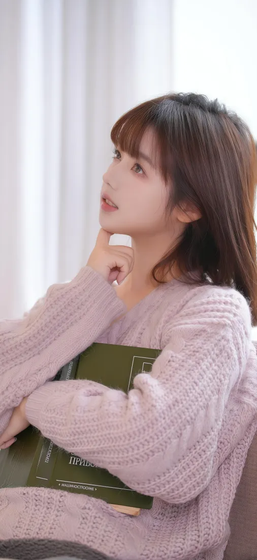 粉色毛衣美女手机壁纸｜室内背景图片 - 温柔清新「哲风壁纸」