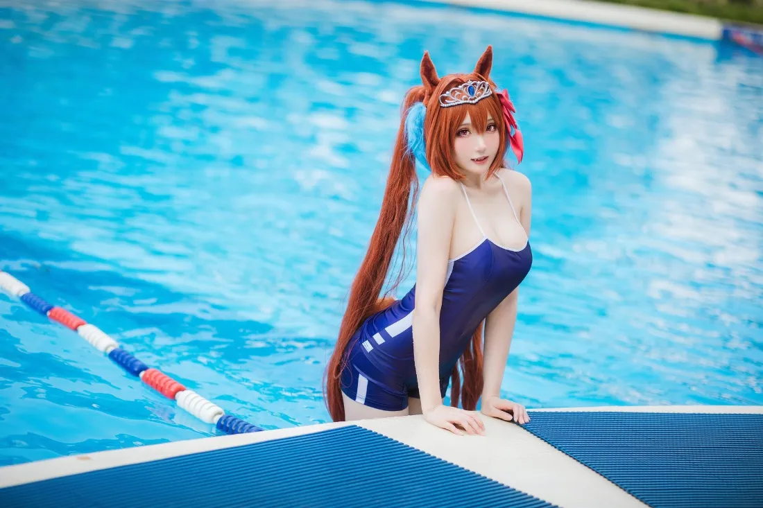 兽耳娘cosplay手机壁纸｜游泳池背景图片 - 蓝色泳衣「哲风壁纸」