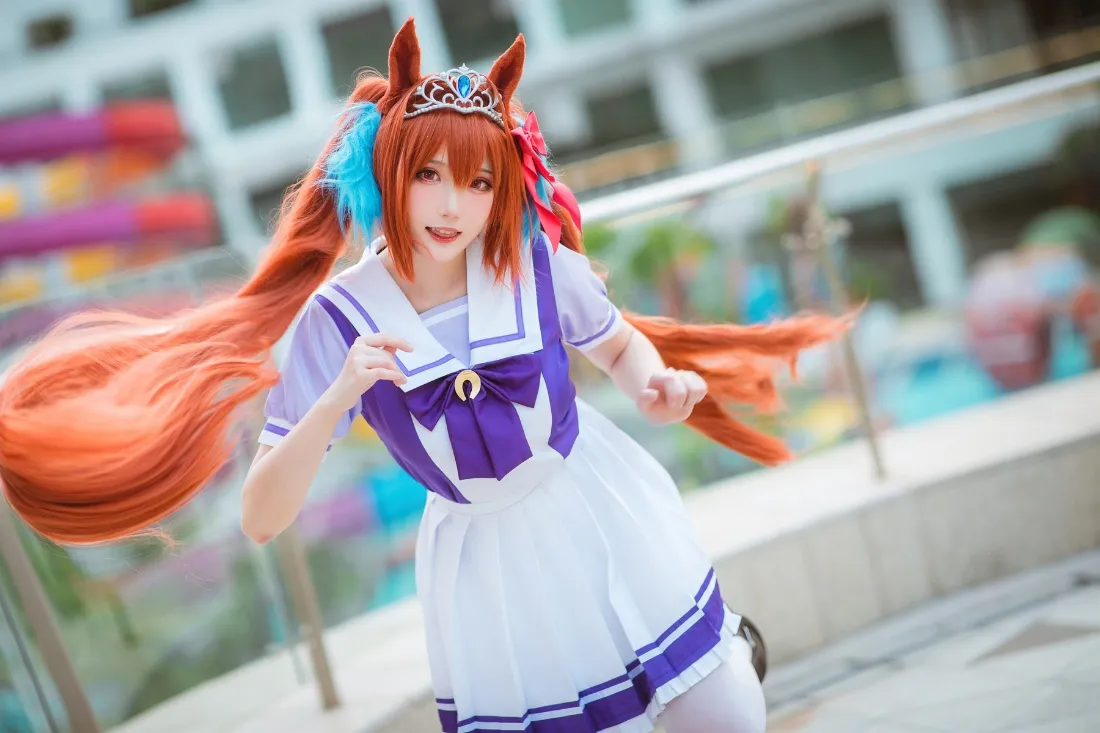 赛马娘手机壁纸｜户外背景图片 - 水手服美女「哲风壁纸」