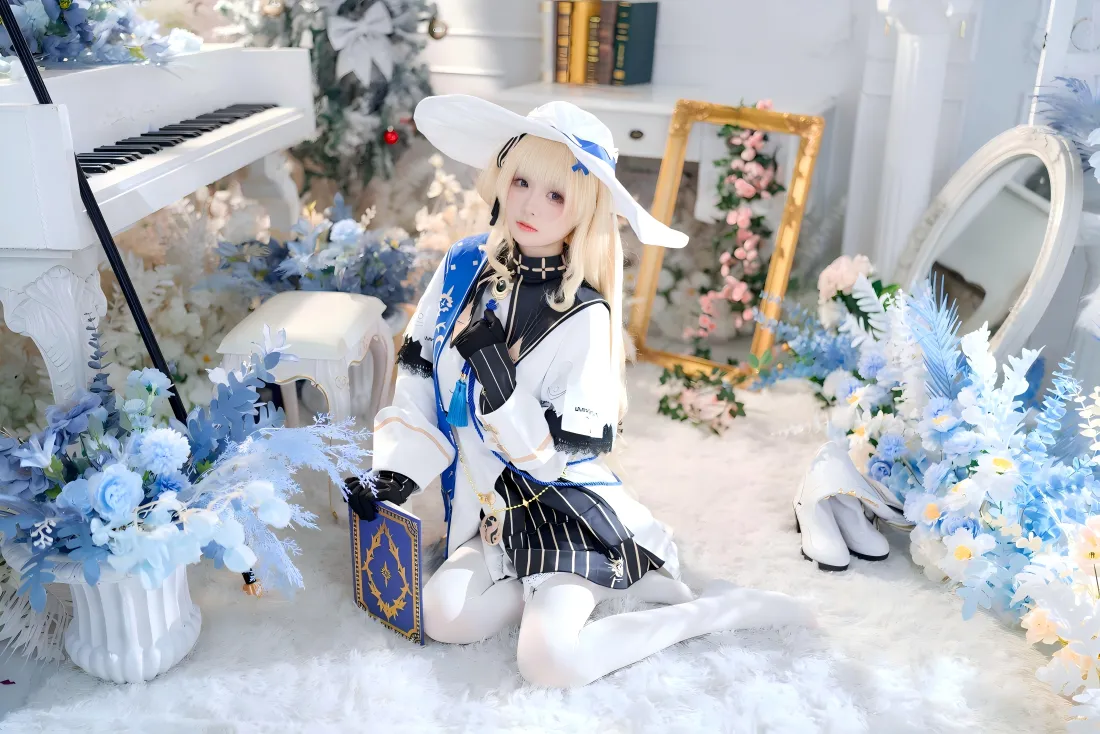 6k菲比壁纸｜蓝白花房背景图片 - 鸣潮cos「哲风壁纸」