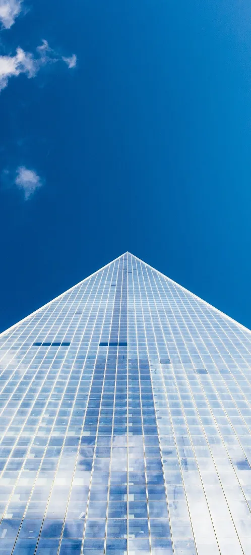 摩天大楼手机壁纸｜蓝天背景图片 - 城市现代玻璃建筑「哲风壁纸」