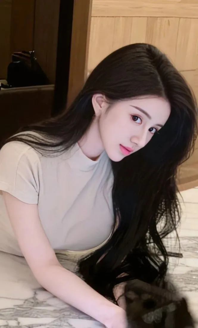 气质黑长直美女手机壁纸｜居家室内背景图片 - IOS「哲风壁纸」