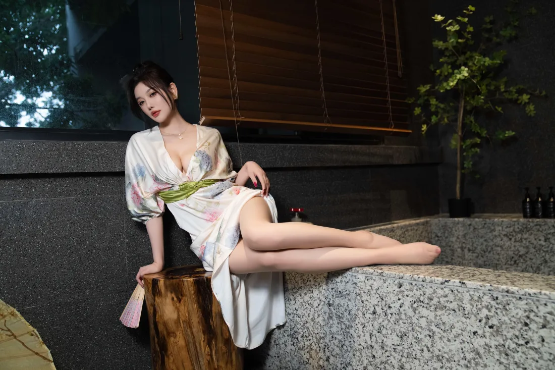 6k和服美女壁纸｜日式汤屋背景图片 - 气质长腿御姐「哲风壁纸」