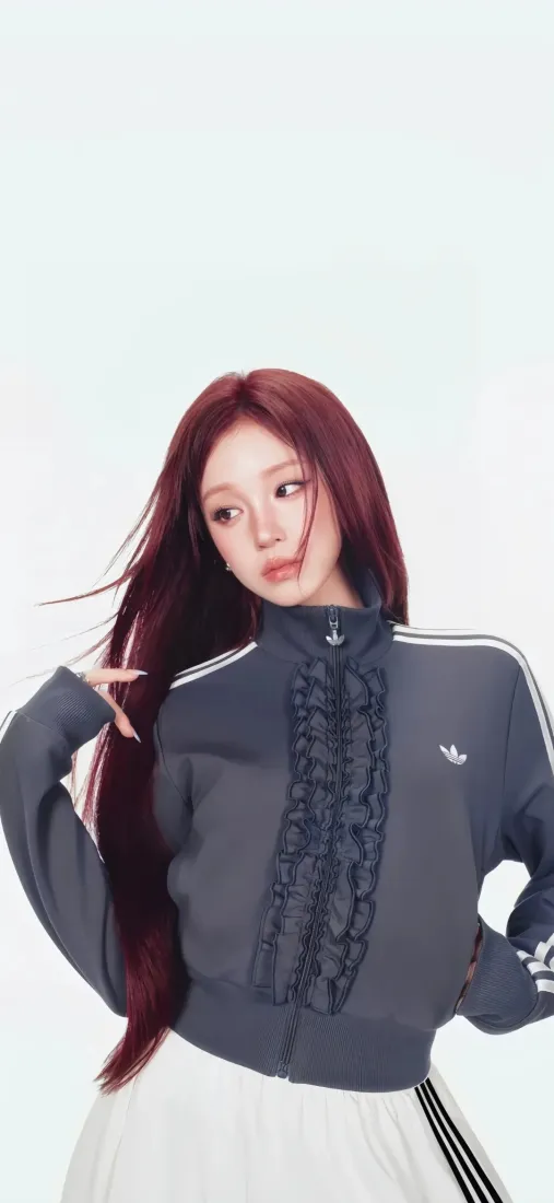 宋雨琦手机壁纸｜简约纯色背景图片 - 甜酷手绘风「哲风壁纸」