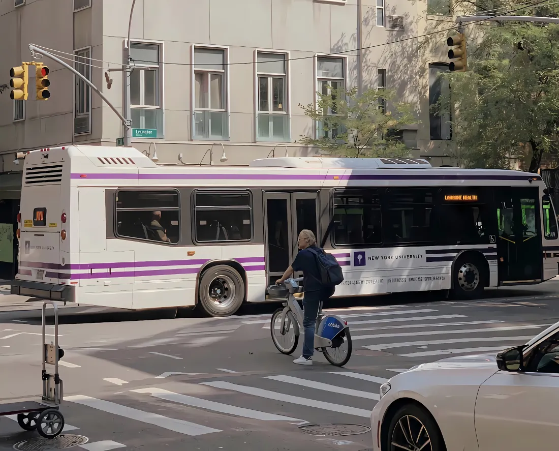 4k城市街景壁纸｜十字路口背景图片 - 日常出行「哲风壁纸」