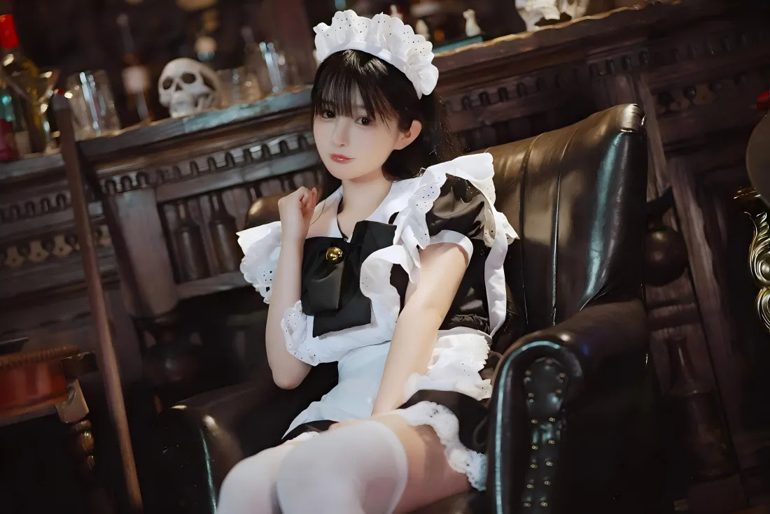 6k女仆cos壁纸｜复古酒馆背景图片 - 白丝少女「哲风壁纸」