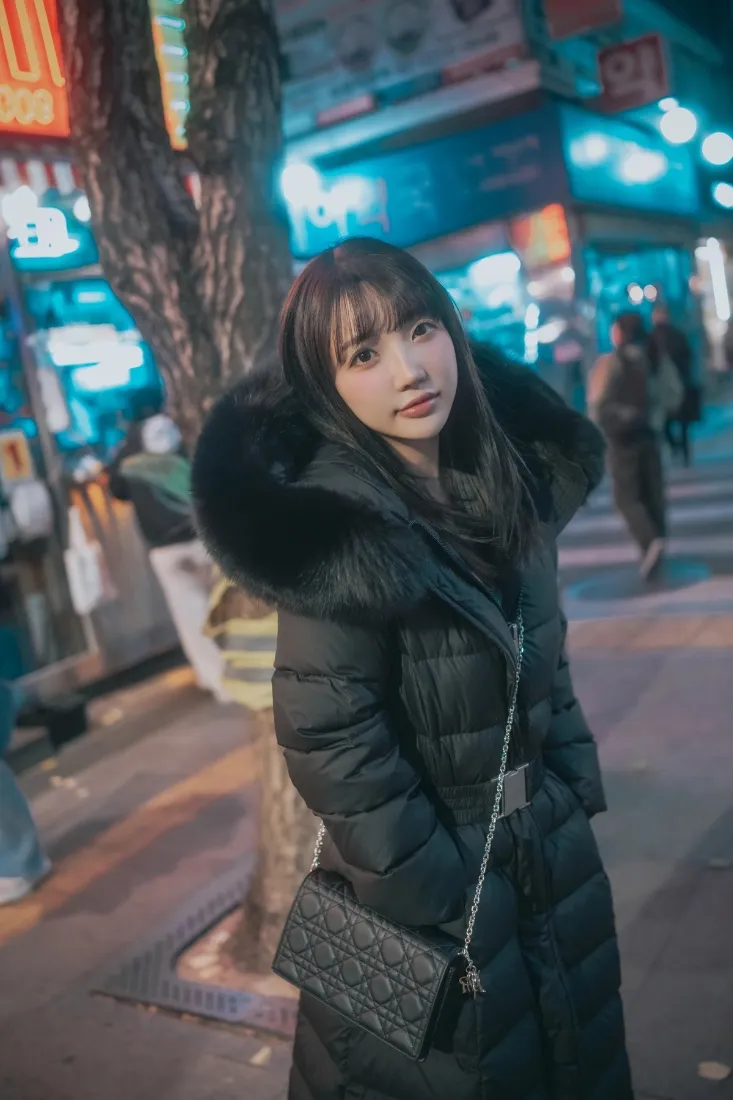 韩国美女手机壁纸｜街道夜景背景图片 - 冬日街拍「哲风壁纸」