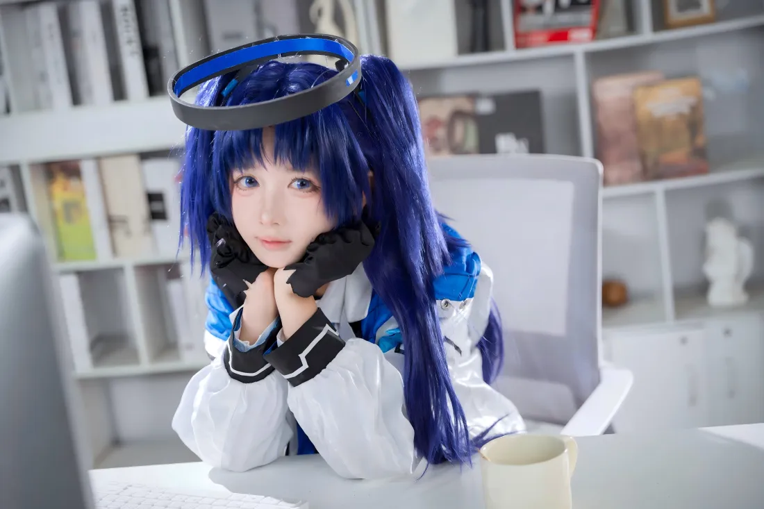 5k早濑优香cos壁纸｜室内背景图片 - 御姐美女「哲风壁纸」