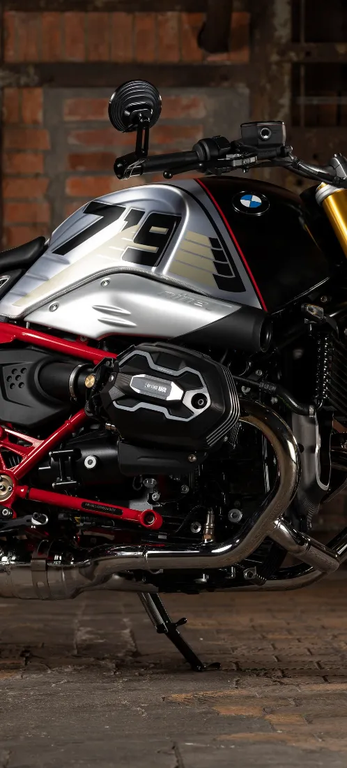 宝马摩托车手机壁纸｜工业风背景图片 - 酷炫机车「哲风壁纸」