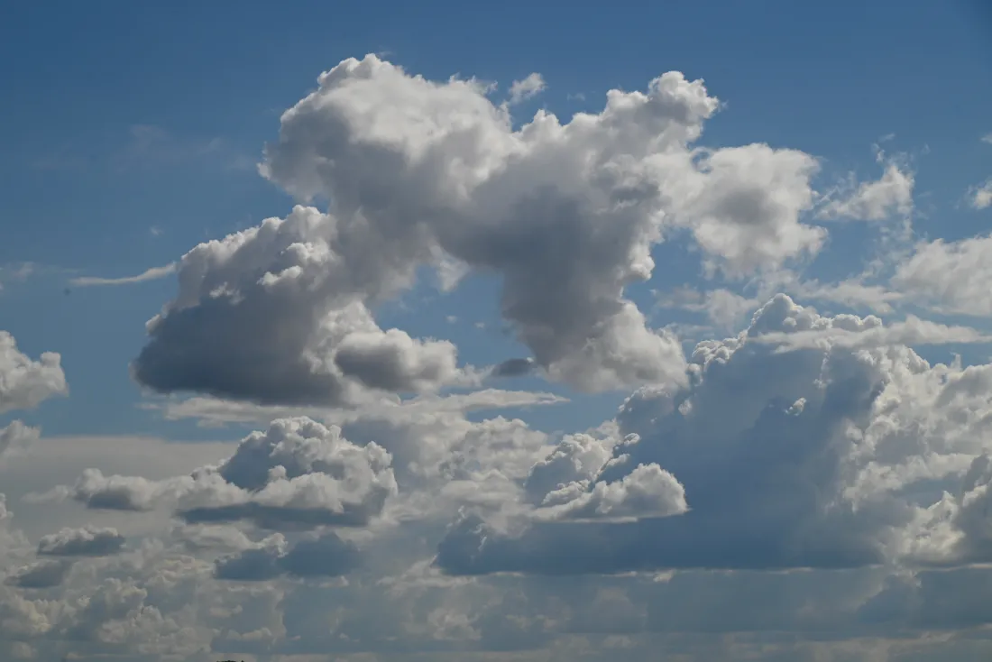 6k白云壁纸｜蓝天背景图片 - 晴空「哲风壁纸」