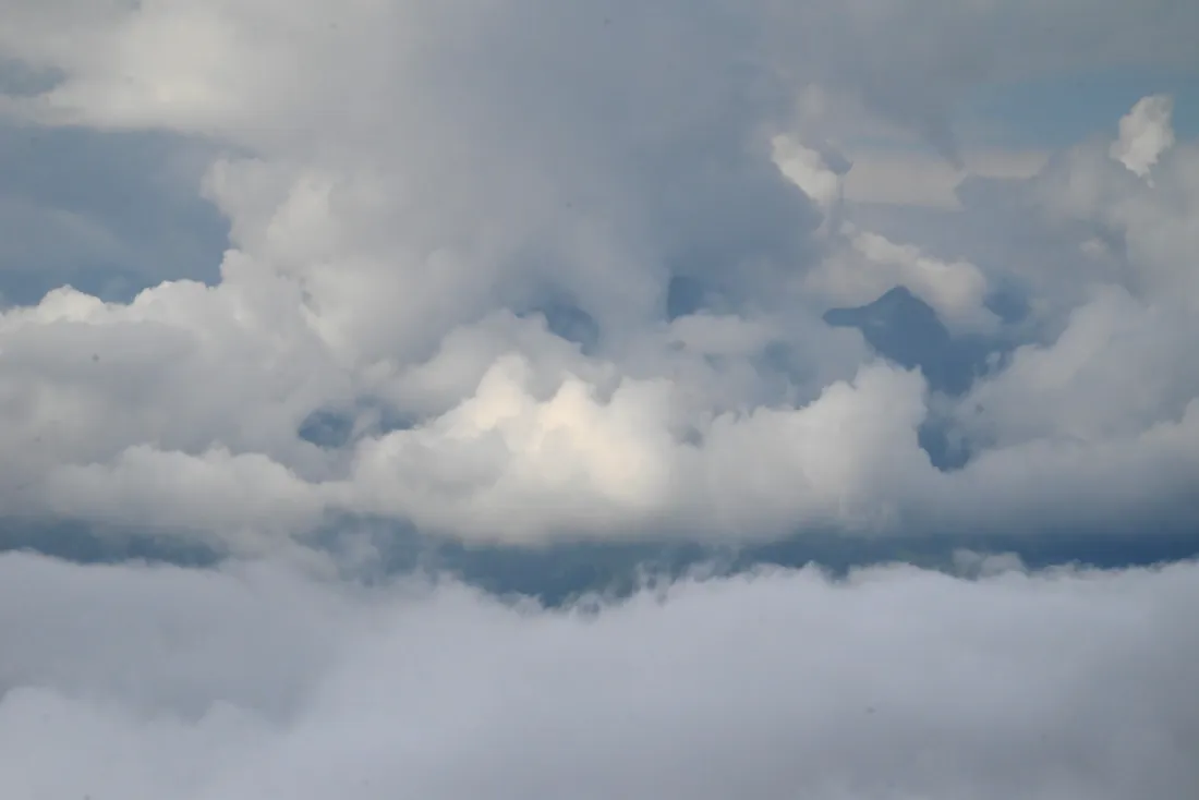 6k云层壁纸｜天空背景图片 - 多云景观「哲风壁纸」